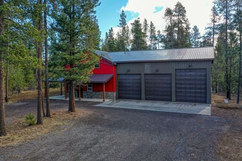 Tiny photo for 52624 Sunrise Boulevard, La Pine, OR 97739 (MLS # 220212654)