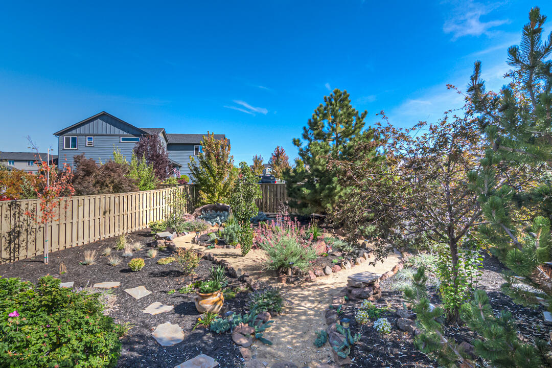Summit Crest - Residential