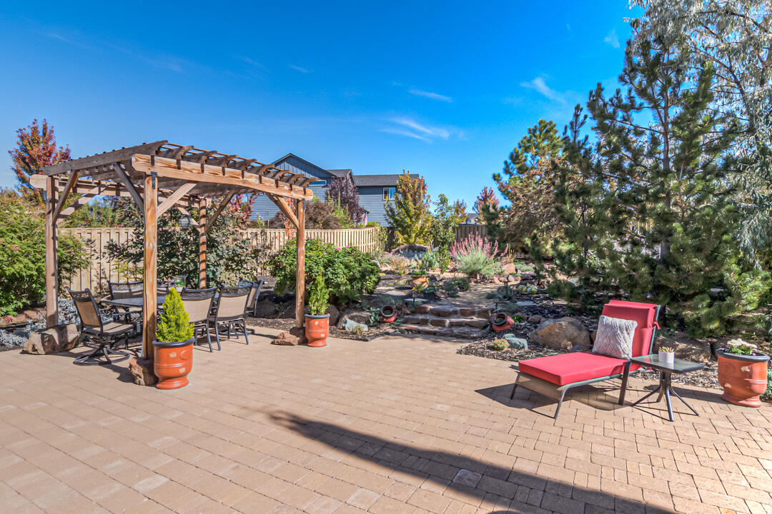 Summit Crest - Residential