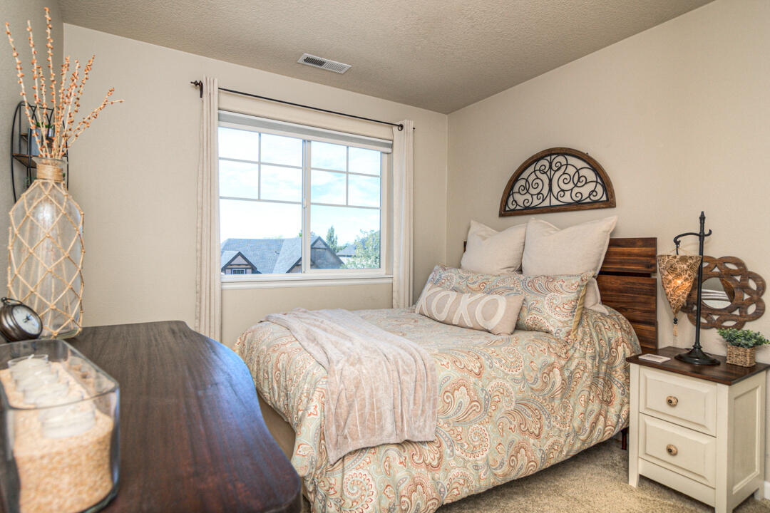 Summit Crest - Residential