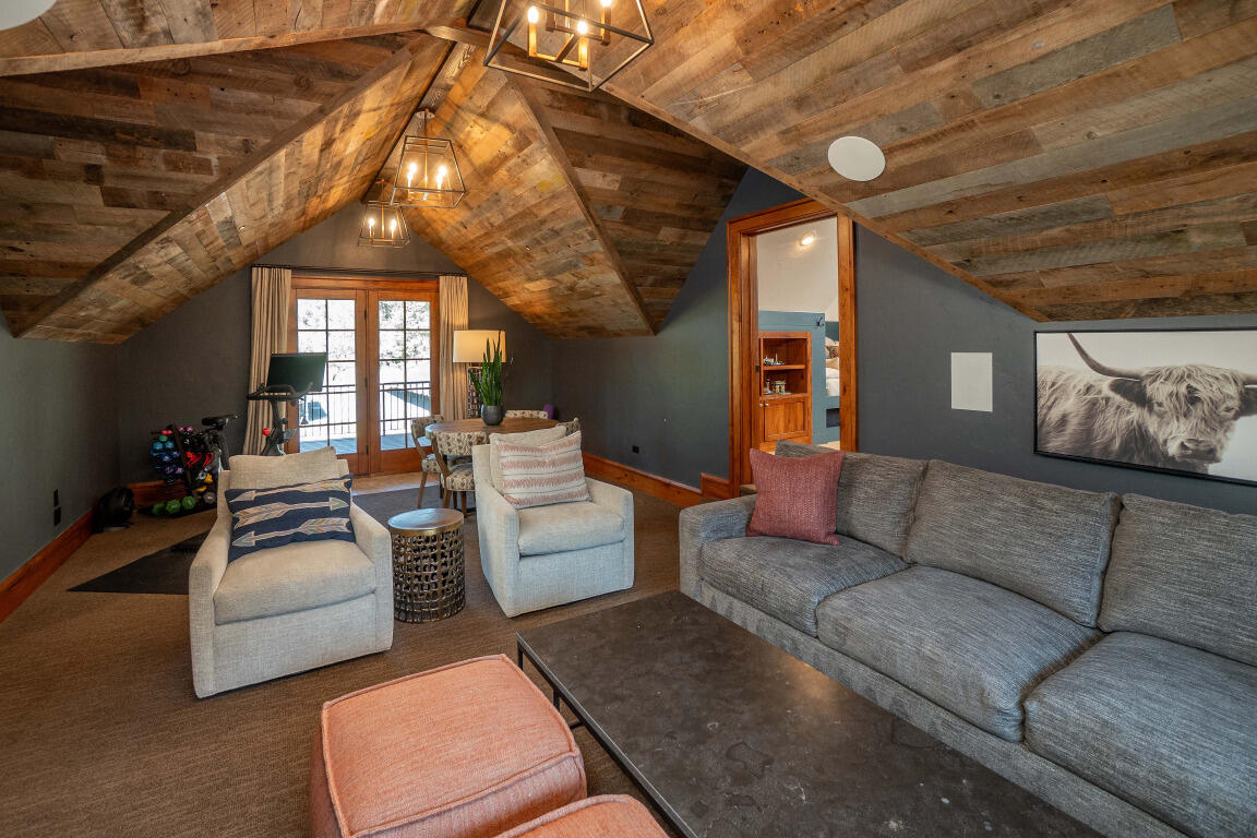 The Highlands at Broken Top - Residential