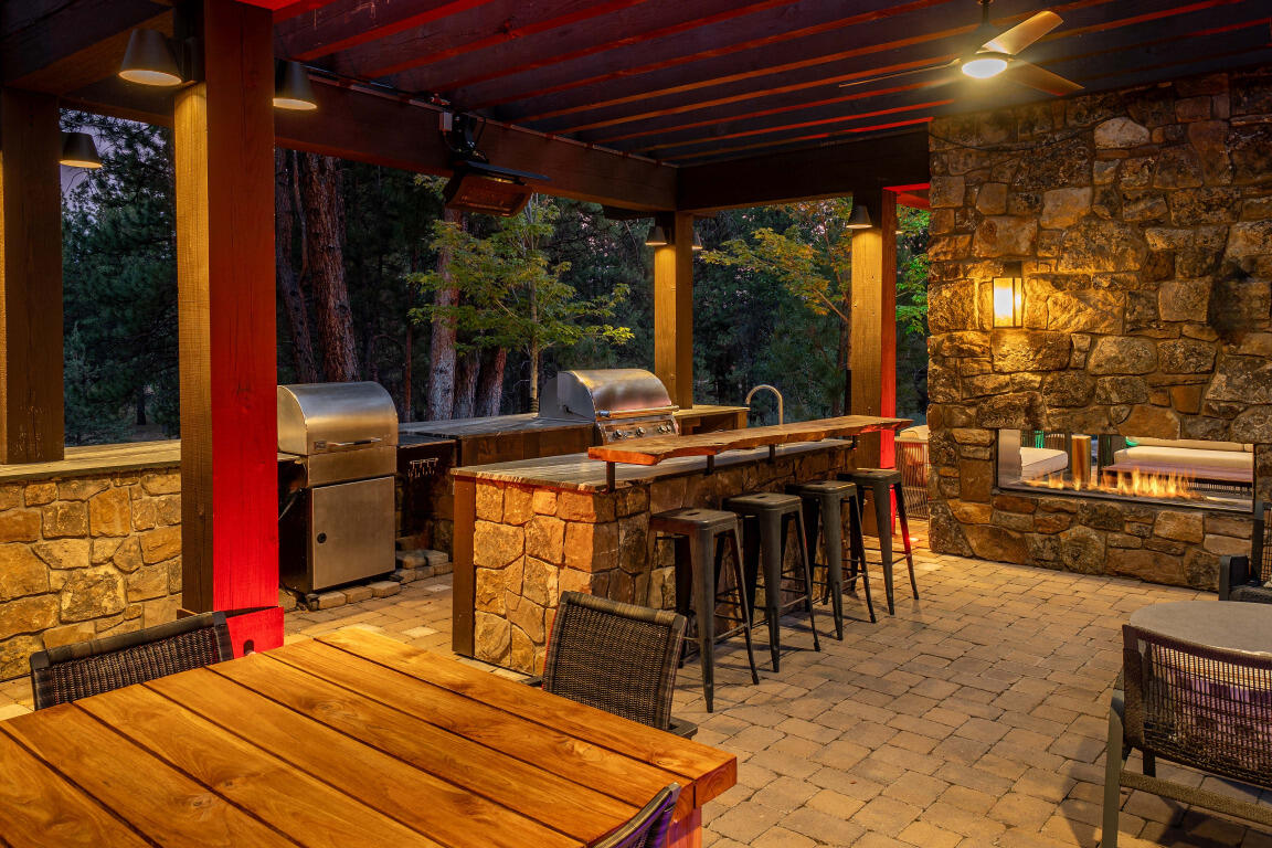 The Highlands at Broken Top - Residential