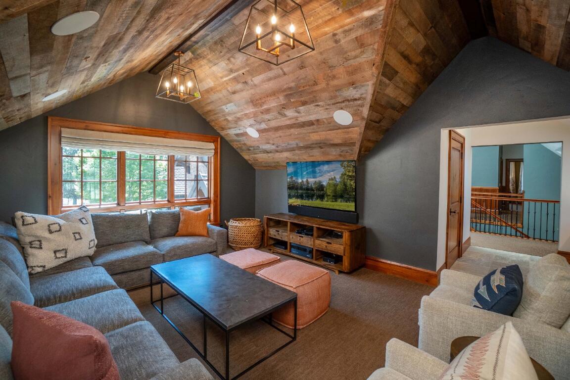 The Highlands at Broken Top - Residential