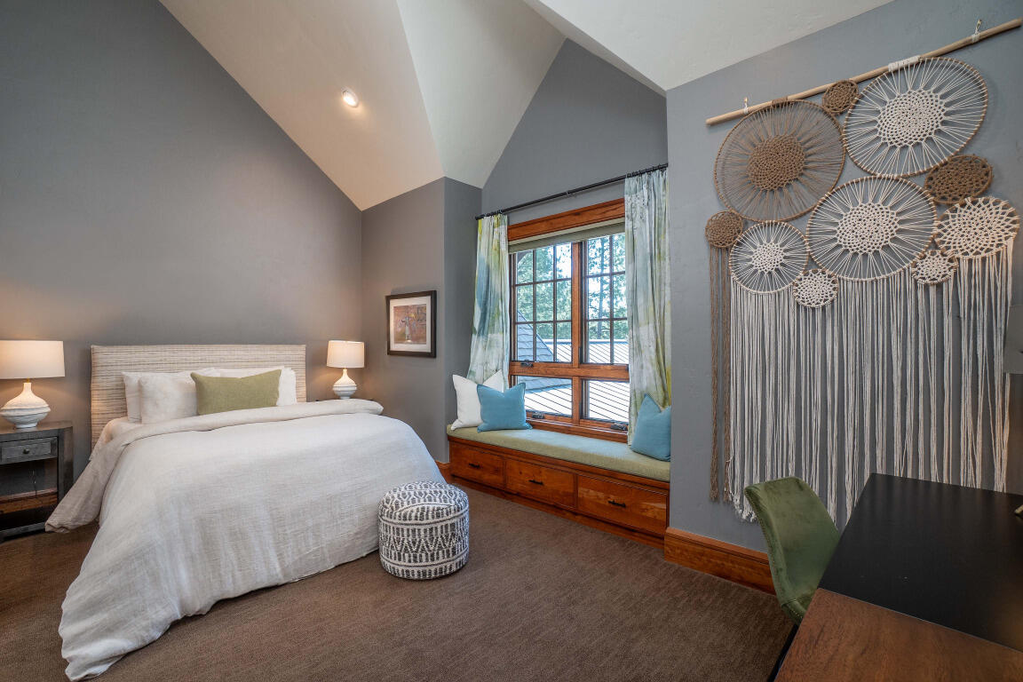 The Highlands at Broken Top - Residential