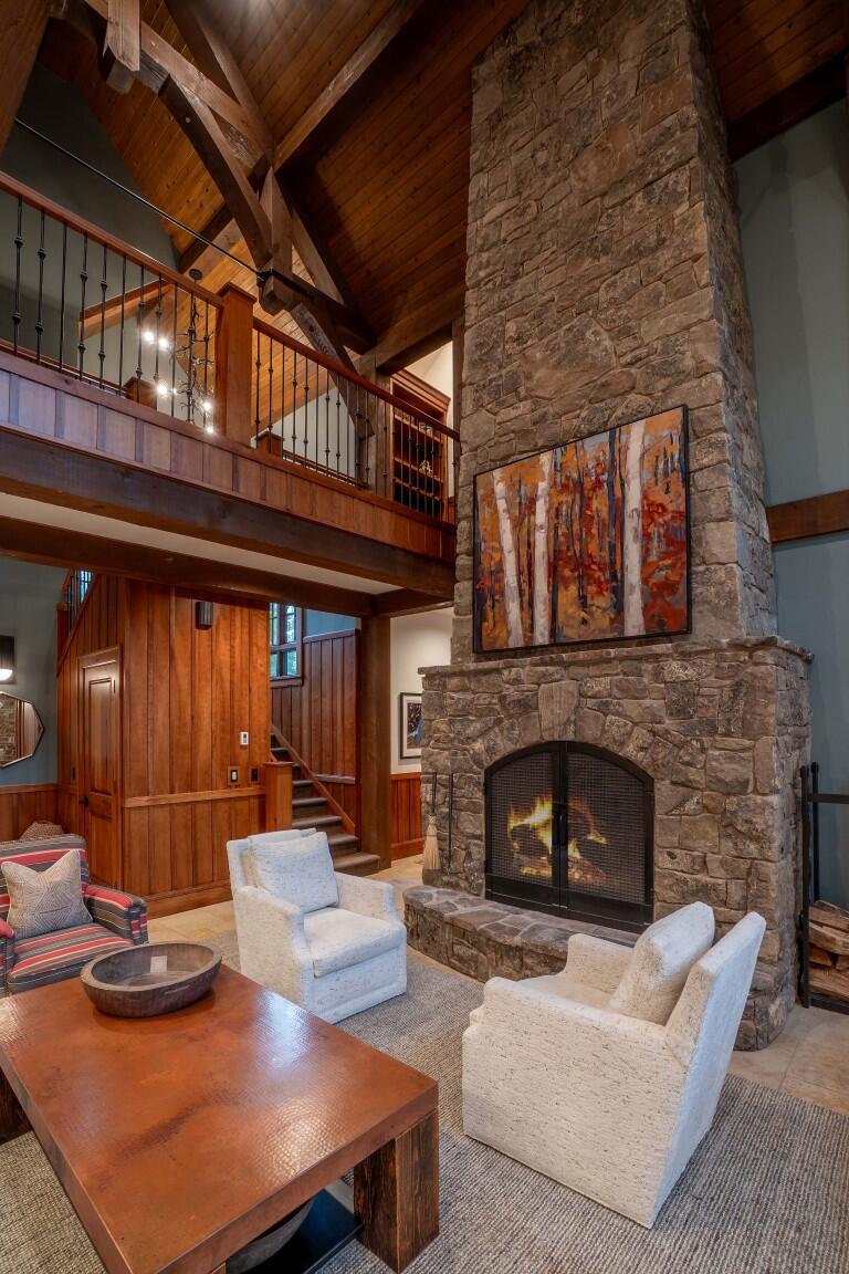 The Highlands at Broken Top - Residential