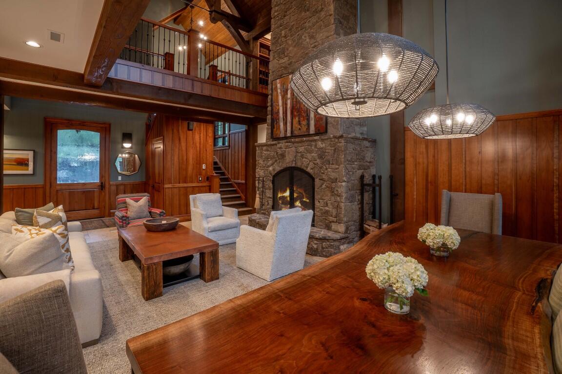 The Highlands at Broken Top - Residential