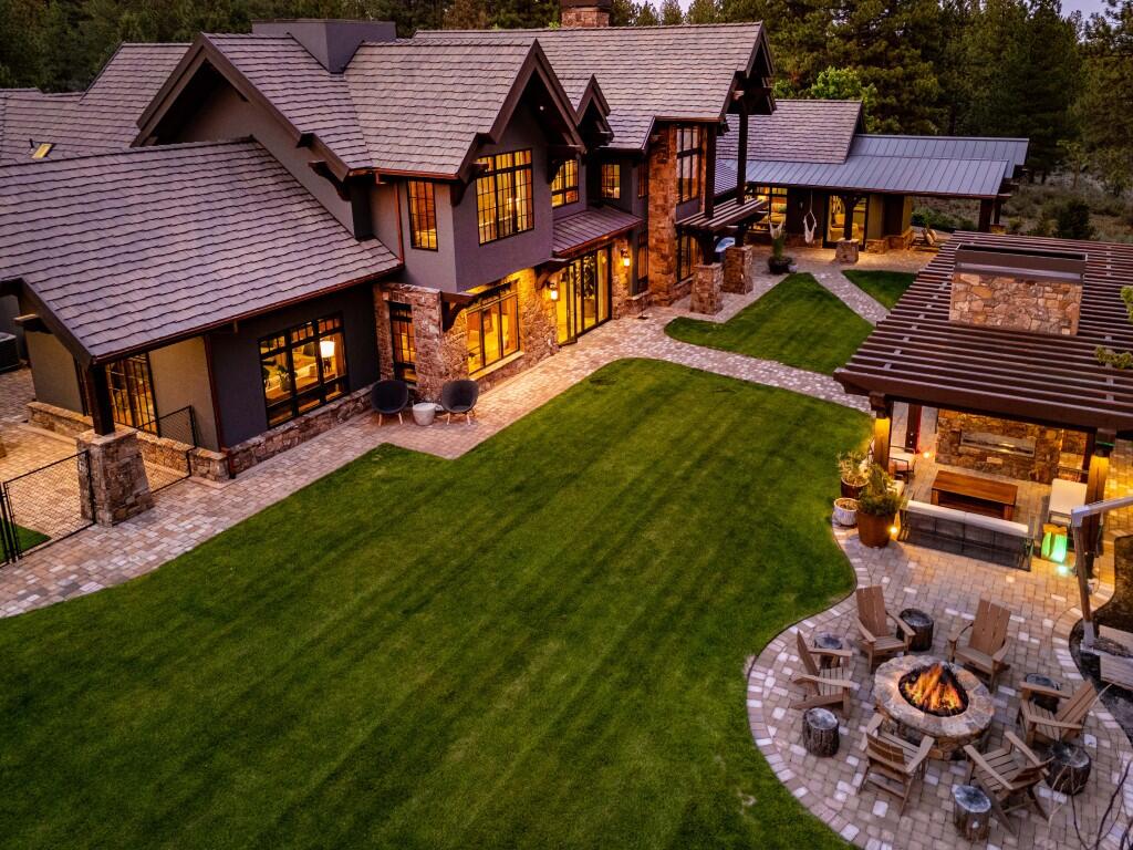 The Highlands at Broken Top - Residential