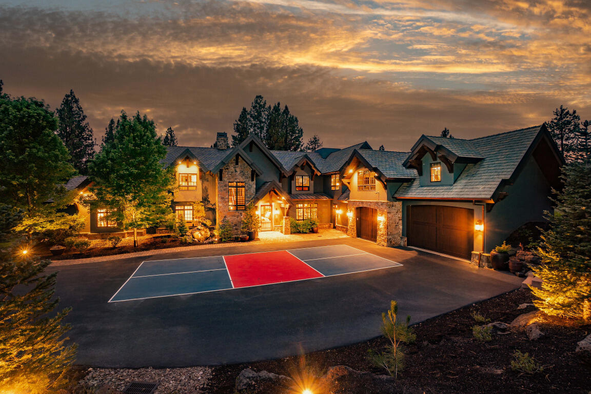 The Highlands at Broken Top - Residential