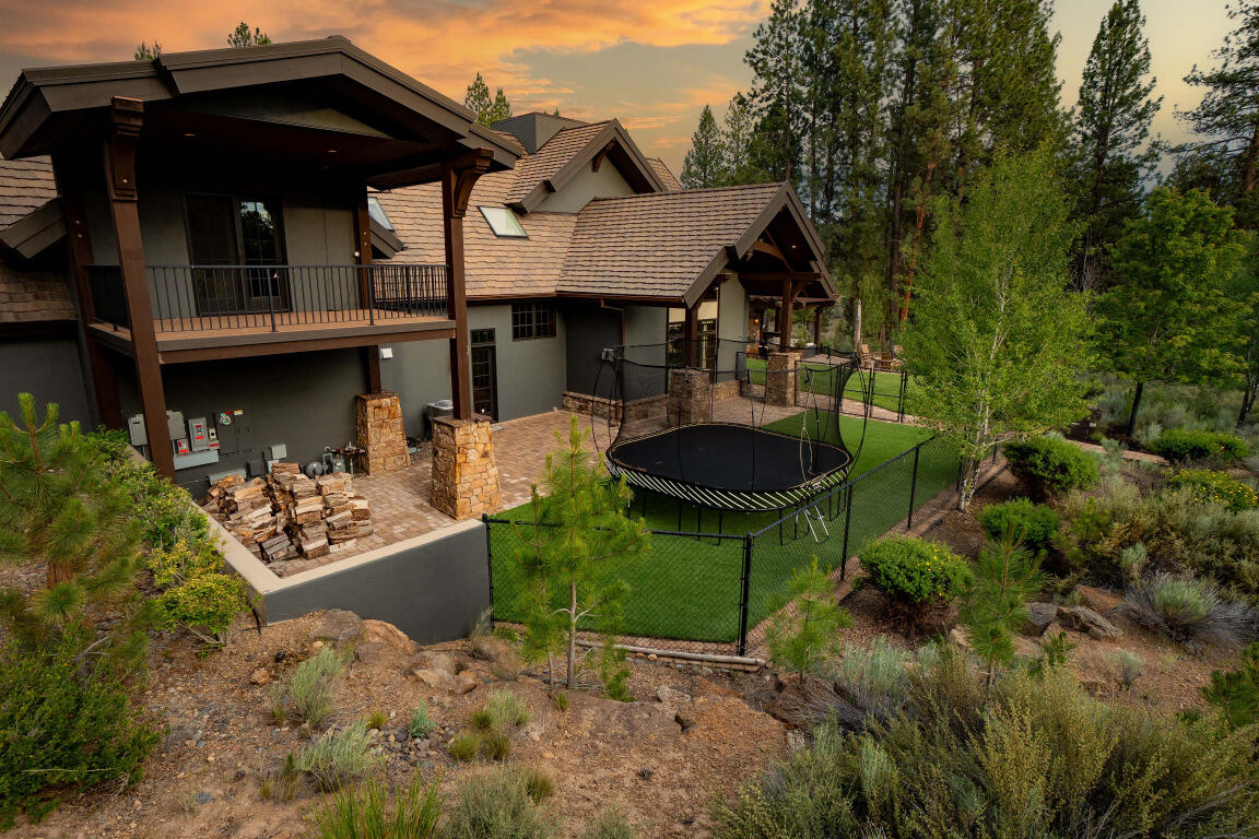 The Highlands at Broken Top - Residential