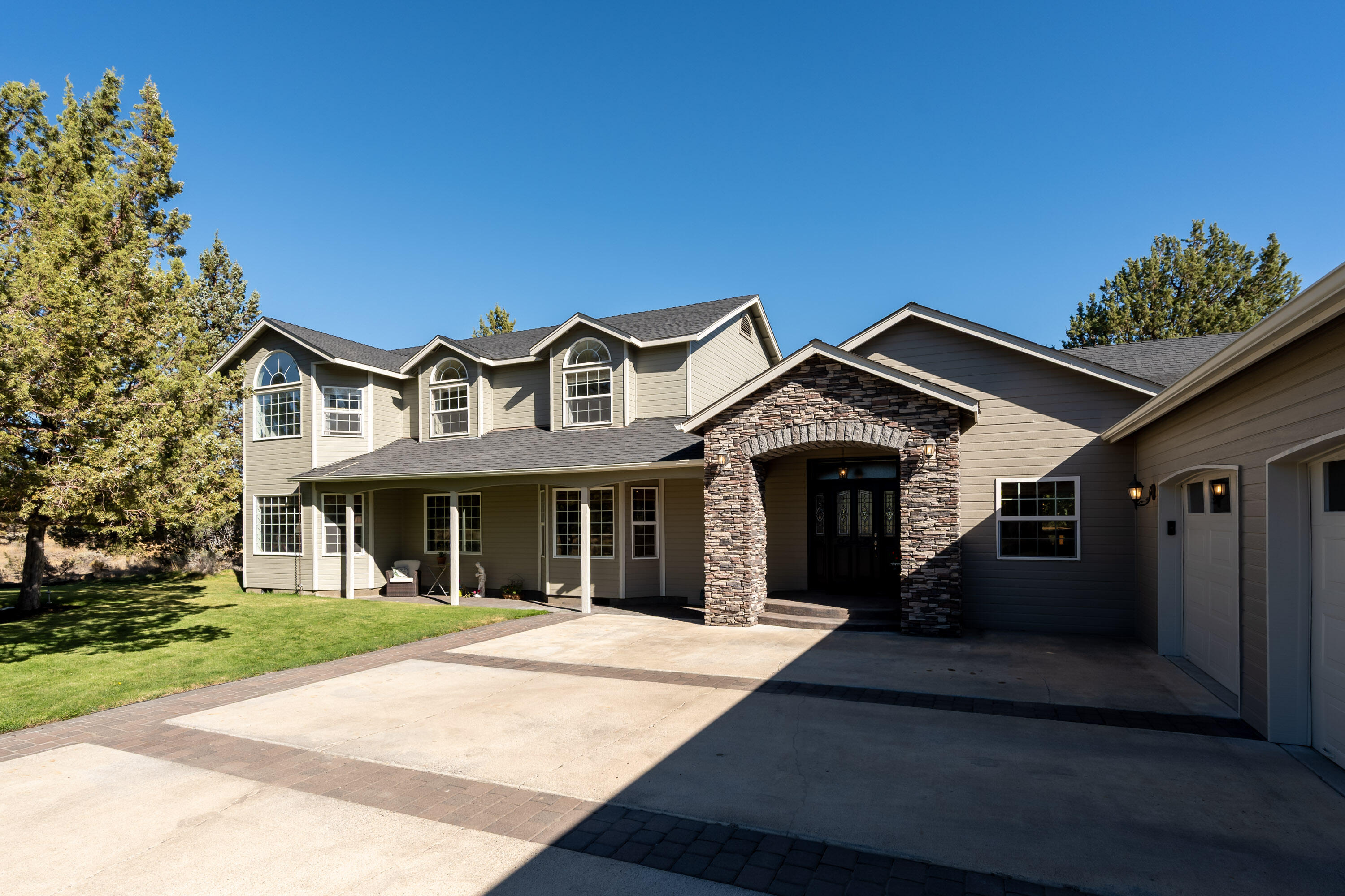 Crestridge Estate - Residential