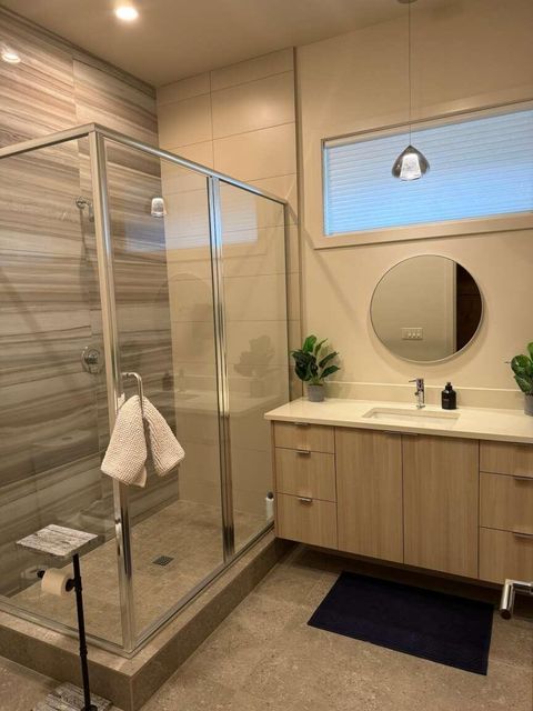 Tiny photo for 19312 Eaton Lane, Bend, OR 97702 (MLS # 220212625)