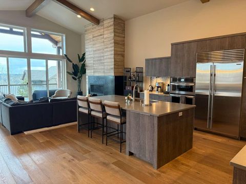 Tiny photo for 19312 Eaton Lane, Bend, OR 97702 (MLS # 220212625)