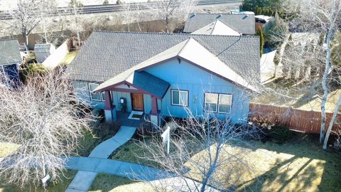 Tiny photo for 61260 Sunflower Lane, Bend, OR 97702 (MLS # 220213381)