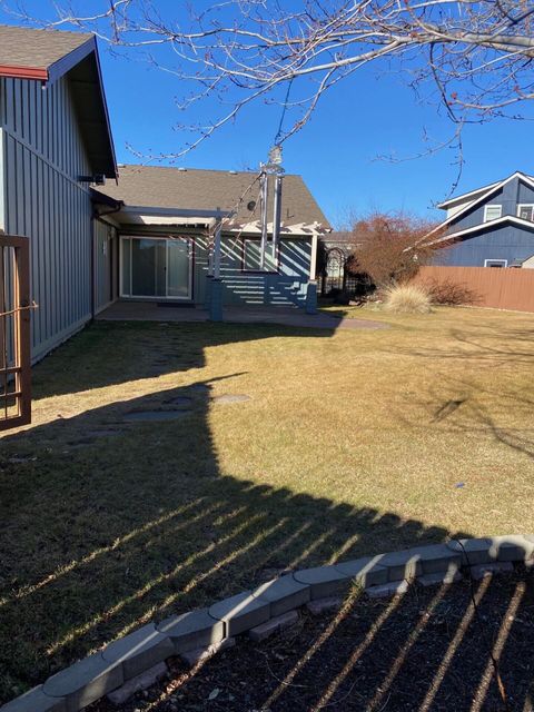 Tiny photo for 61260 Sunflower Lane, Bend, OR 97702 (MLS # 220213381)