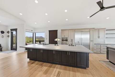 Tiny photo for 10702 SE Wicasa Lane, Prineville, OR 97754 (MLS # 220219366)