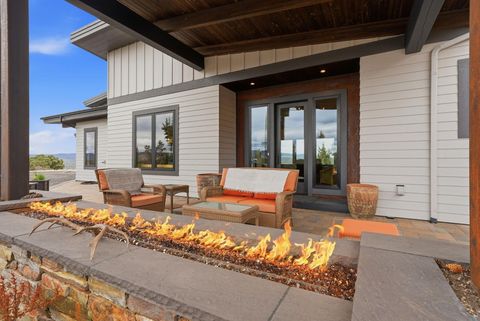 Tiny photo for 10702 SE Wicasa Lane, Prineville, OR 97754 (MLS # 220219366)