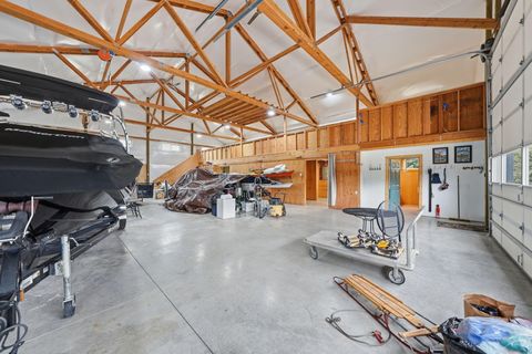 Tiny photo for 10702 SE Wicasa Lane, Prineville, OR 97754 (MLS # 220219366)