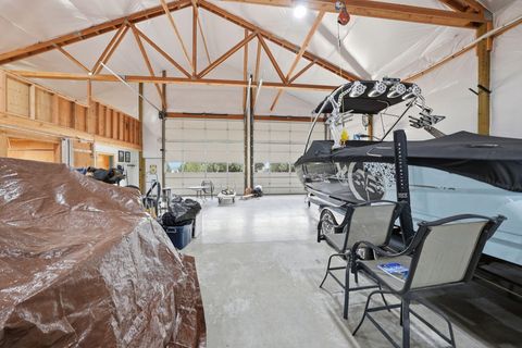 Tiny photo for 10702 SE Wicasa Lane, Prineville, OR 97754 (MLS # 220219366)