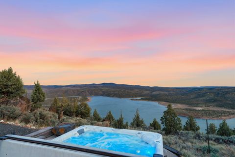 Tiny photo for 10702 SE Wicasa Lane, Prineville, OR 97754 (MLS # 220219366)