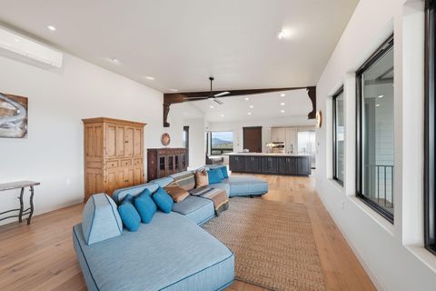 Tiny photo for 10702 SE Wicasa Lane, Prineville, OR 97754 (MLS # 220219366)