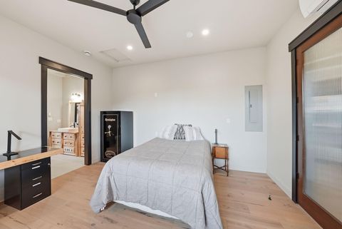 Tiny photo for 10702 SE Wicasa Lane, Prineville, OR 97754 (MLS # 220219366)