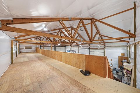 Tiny photo for 10702 SE Wicasa Lane, Prineville, OR 97754 (MLS # 220219366)