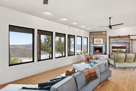 Tiny photo for 10702 SE Wicasa Lane, Prineville, OR 97754 (MLS # 220219366)