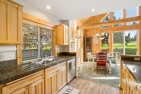 Tiny photo for 8928 Cliff Swallow Drive, Redmond, OR 97756 (MLS # 220220092)