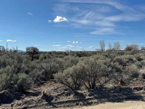 Cottonwood Lane 2500 Christmas Valley OR 97641