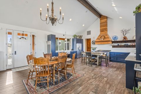 Tiny photo for 18385 SW Mount Adams Loop, Powell Butte, OR 97753 (MLS # 220214586)