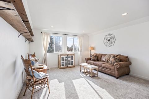 Tiny photo for 18385 SW Mount Adams Loop, Powell Butte, OR 97753 (MLS # 220214586)