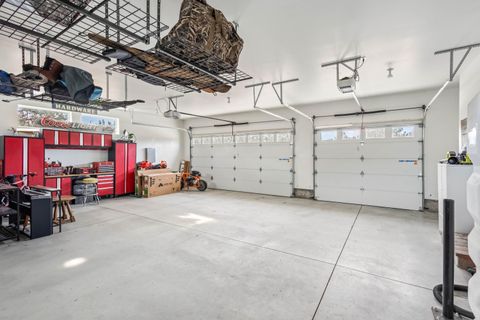 Tiny photo for 18385 SW Mount Adams Loop, Powell Butte, OR 97753 (MLS # 220214586)