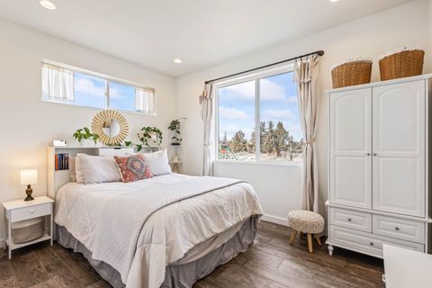 Tiny photo for 18385 SW Mount Adams Loop, Powell Butte, OR 97753 (MLS # 220214586)