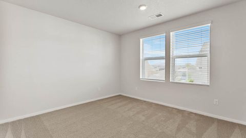 Tiny photo for 61187 Splendor Lane, Bend, OR 97702 (MLS # 220212870)