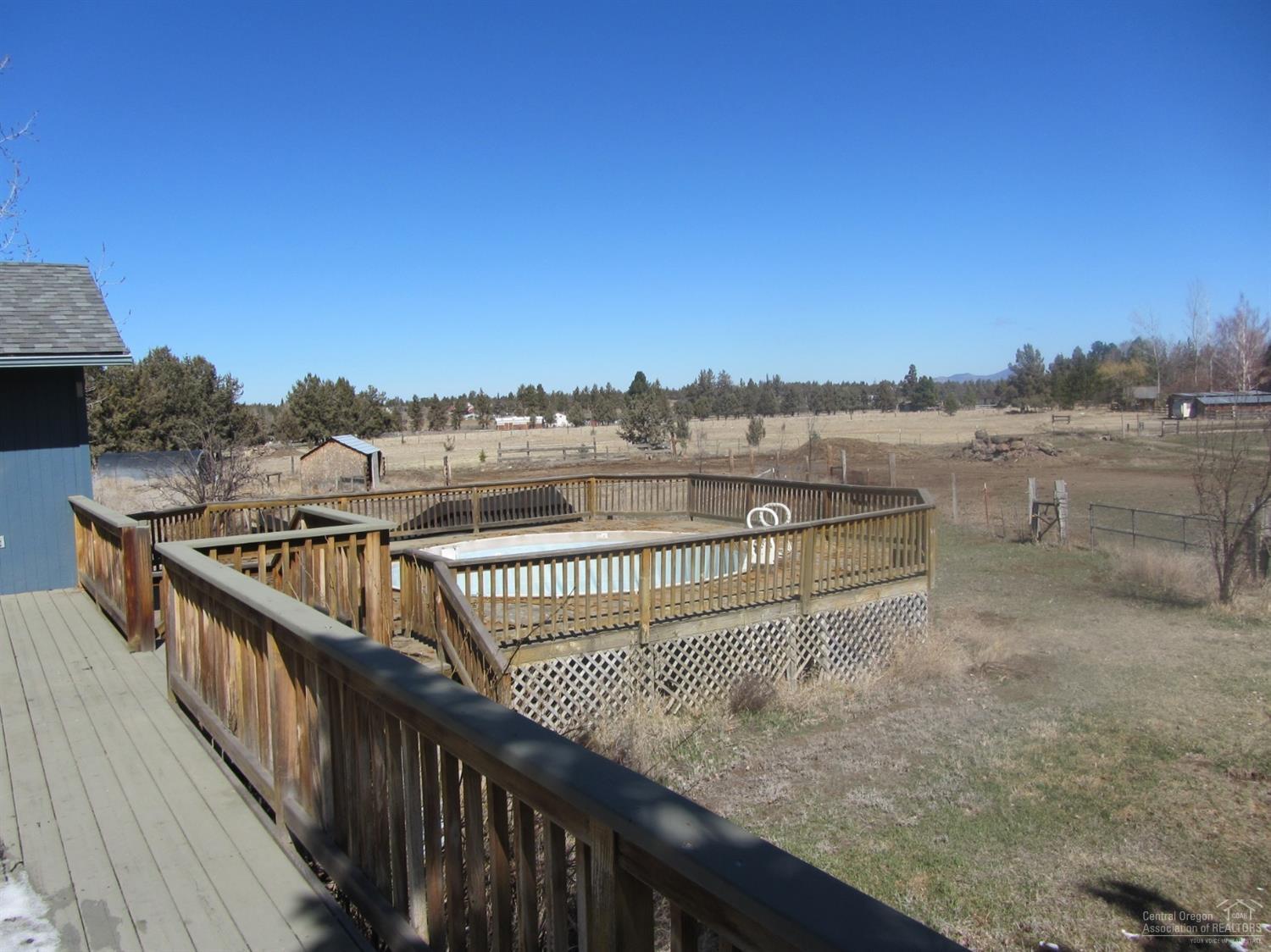 9 View Estate - Residential