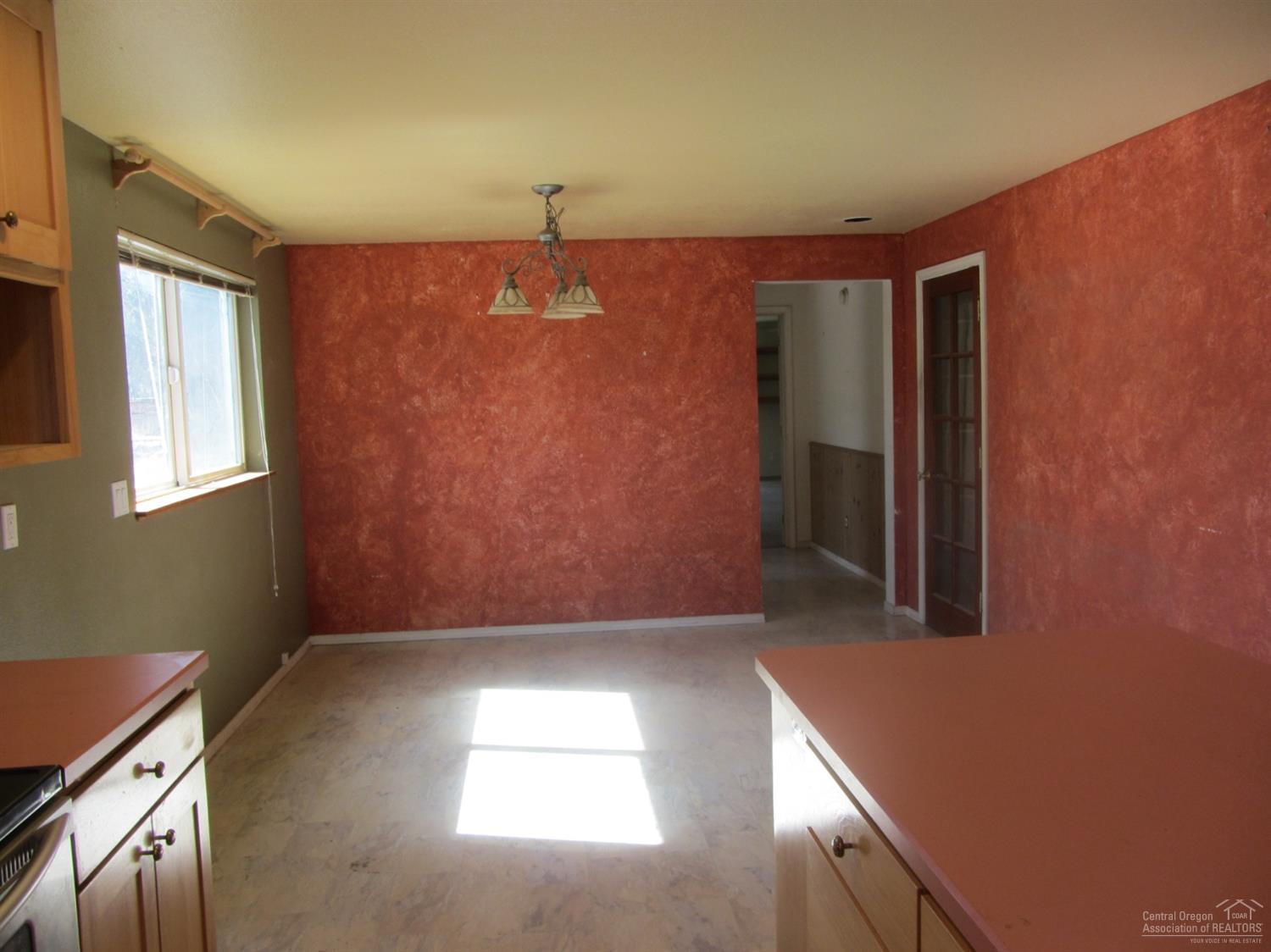 9 View Estate - Residential