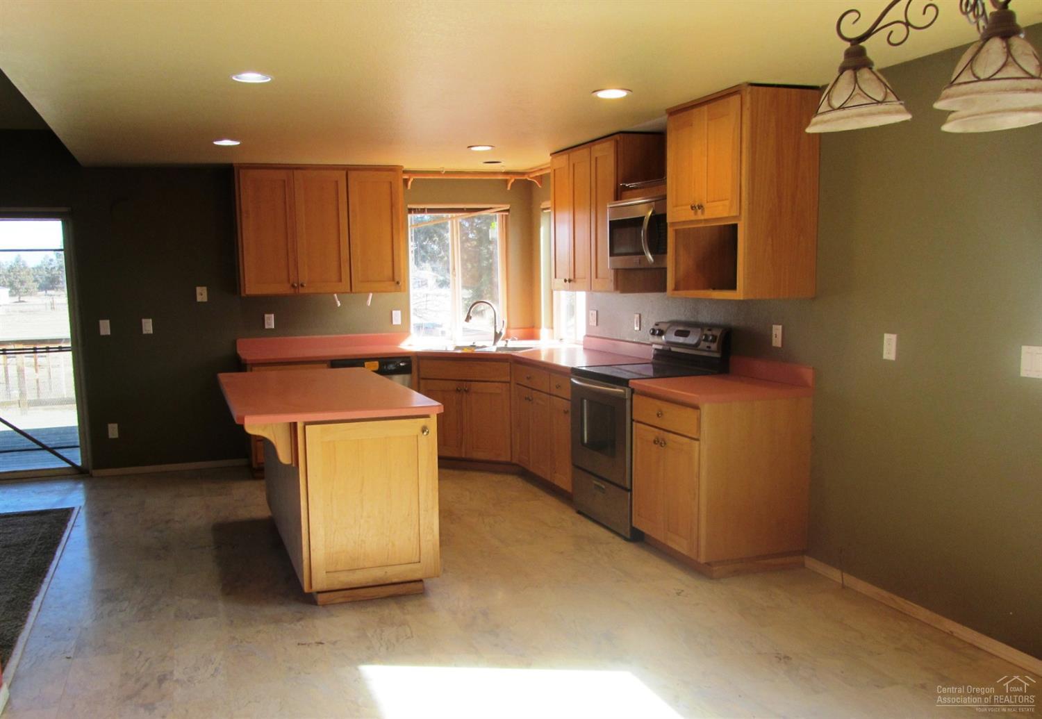 9 View Estate - Residential