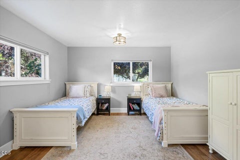 Tiny photo for 1043 Thelma Way, Grants Pass, OR 97527 (MLS # 220223554)
