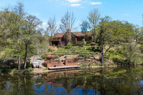 Tiny photo for 8959 John Day Drive, Gold Hill, OR 97525 (MLS # 220219449)