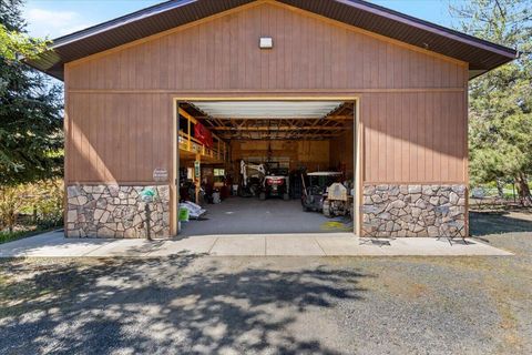 Tiny photo for 8959 John Day Drive, Gold Hill, OR 97525 (MLS # 220219449)