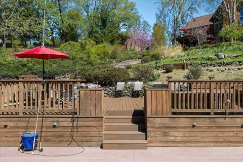 Tiny photo for 8959 John Day Drive, Gold Hill, OR 97525 (MLS # 220219449)