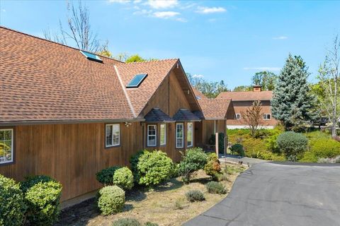 Tiny photo for 8959 John Day Drive, Gold Hill, OR 97525 (MLS # 220219449)