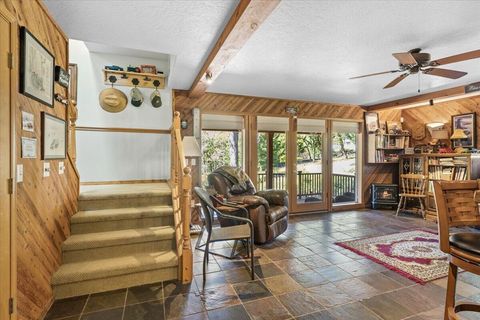 Tiny photo for 8959 John Day Drive, Gold Hill, OR 97525 (MLS # 220219449)