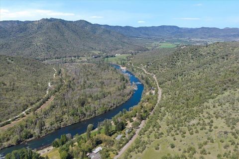 Tiny photo for 8959 John Day Drive, Gold Hill, OR 97525 (MLS # 220219449)
