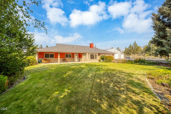 200 SE CRESTVIEW LN, MADRAS, OR 97741 - Image 72e0dd67d3ae0af51fdb526bcb371d22/2163806779