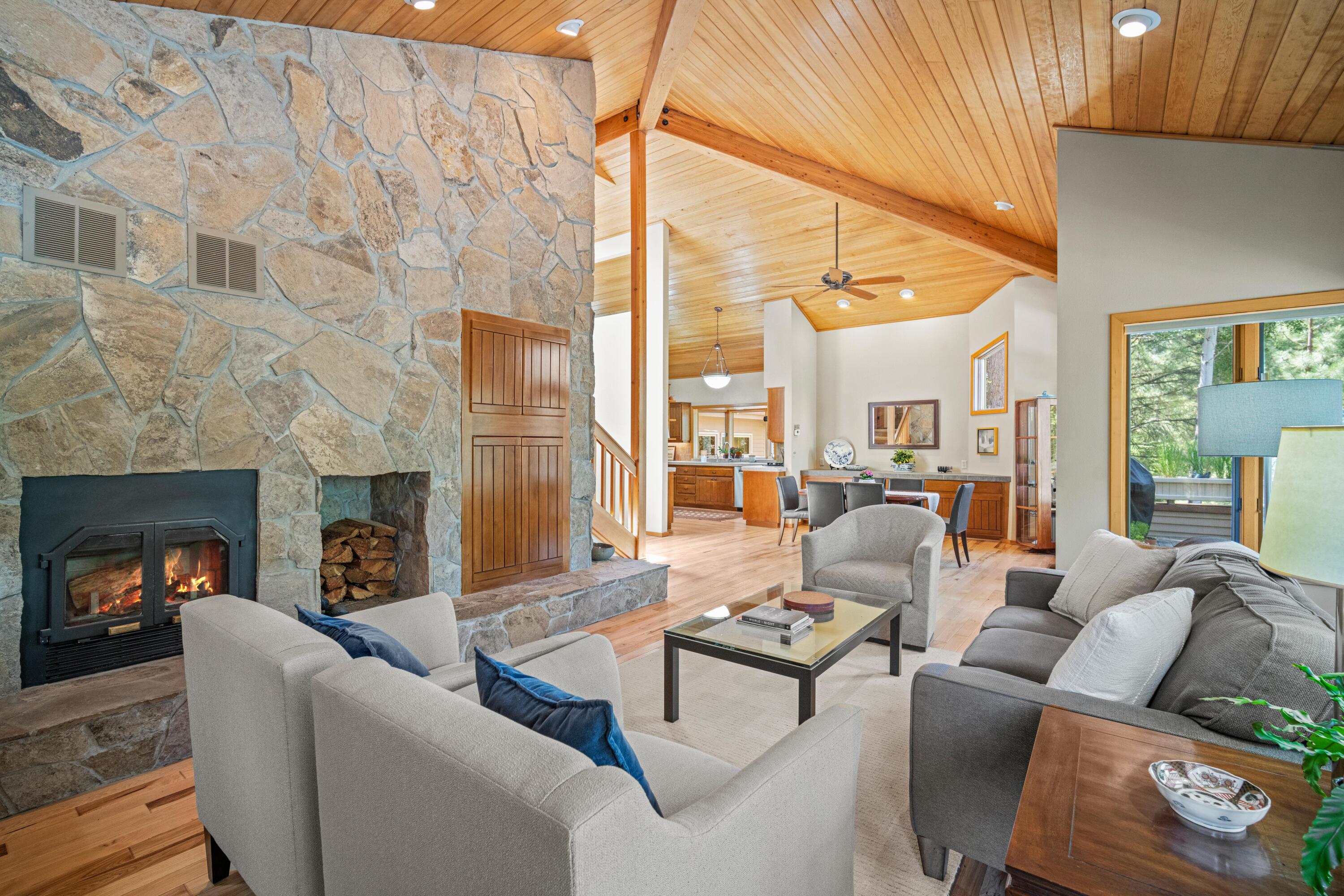 Fairway Point Villag - Residential