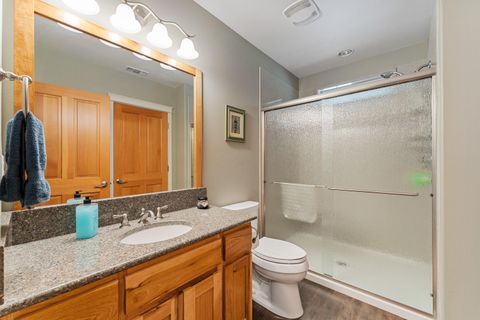 Tiny photo for 2317 SE Overland Drive, Grants Pass, OR 97527 (MLS # 220220224)