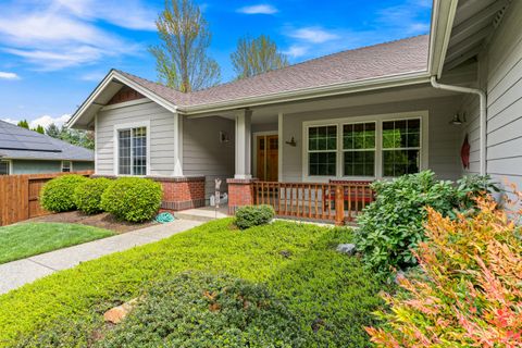 Tiny photo for 2317 SE Overland Drive, Grants Pass, OR 97527 (MLS # 220220224)