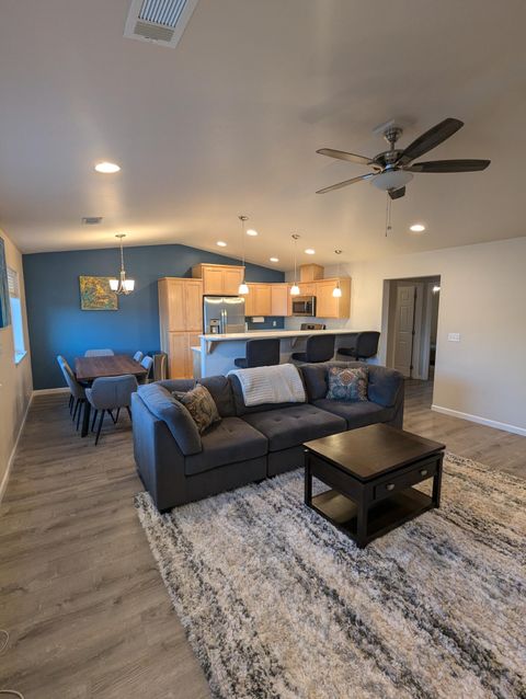 Tiny photo for 5122 Aster Lane, Klamath Falls, OR 97601 (MLS # 220212884)