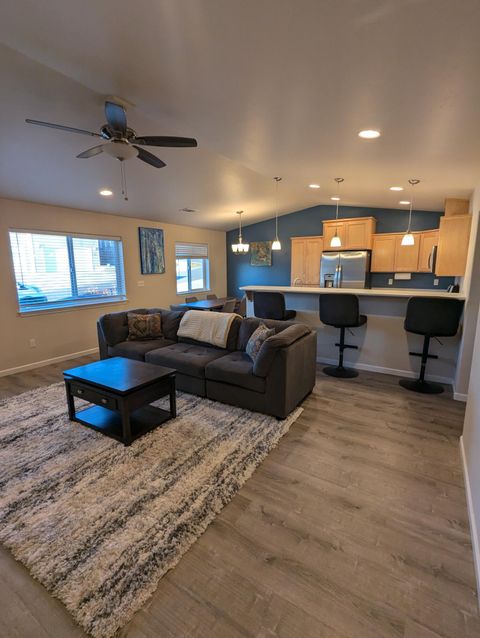 Tiny photo for 5122 Aster Lane, Klamath Falls, OR 97601 (MLS # 220212884)